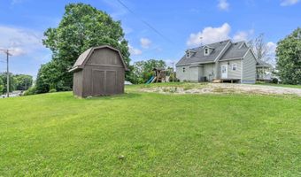 608 E Hazel St, Albion, IN 46701