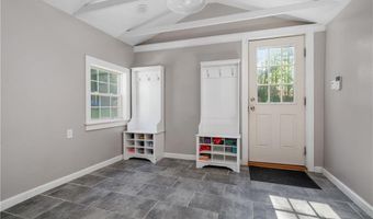 745 Eagle Peak Rd, Burrillville, RI 02859