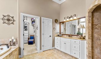 4334 La Hacienda Dr, Abilene, TX 79602