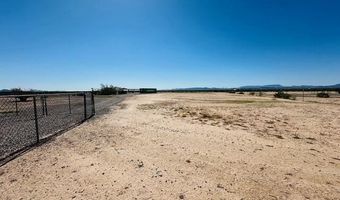 49186 Bald Eagle Trl, Bouse, AZ 85325