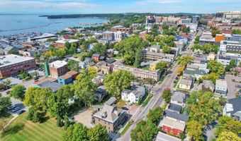 214-216 Pine St, Burlington, VT 05401