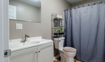 2011 Rosewood Ave, Anderson, IN 46011