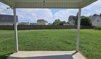 4318 Bristlecone Dr, Ayden, NC 28513
