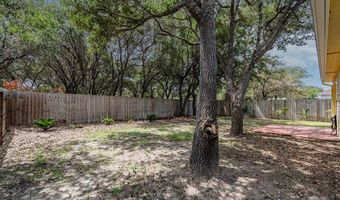 1933 Admiral Ln, Aransas Pass, TX 78336
