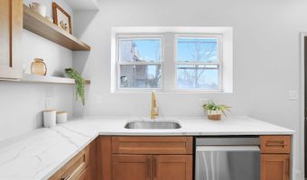 327 N GILMOR St, Baltimore, MD 21223