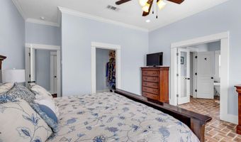 6408 Seawinds Blvd, Biloxi, MS 39532