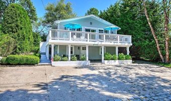 36 Fairway Rd, Narragansett, RI 02882