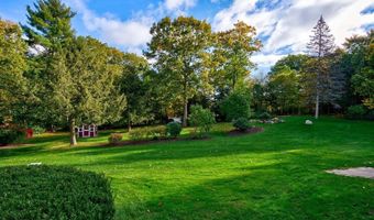 19 Pinnacle Rd, Amherst, NH 03031