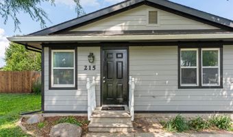215 25th Ave SW, Altoona, IA 50009