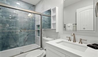 184 Cold Creek Dr, Alpharetta, GA 30009