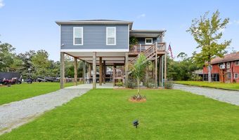 26 Good St, Bay St. Louis, MS 39520