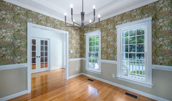 407 Maple Creek Ct, Apex, NC 27502