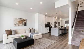 32 W 400 S, Bountiful, UT 84010