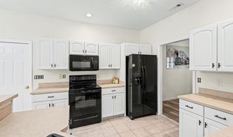 20 Sea Gull Dr, Beaufort, SC 29907