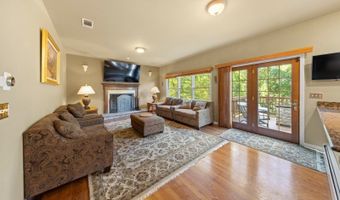 33 Perona Rd, Andover, NJ 07821