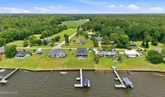 30 E North Shore Ln, Arapahoe, NC 28510