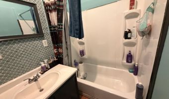 207 Broadway St, Alton, MO 65606