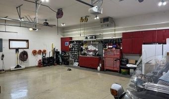 1913 NE 13th Ave, Austin, MN 55912