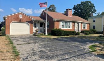 1000 Hope St, Bristol, RI 02809