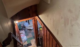 80 Phenix Ave, Cranston, RI 02920