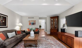 70 HOGAN Ln, Ambler, PA 19002