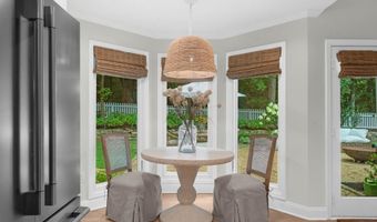 205 Mayfield Cir, Alpharetta, GA 30009