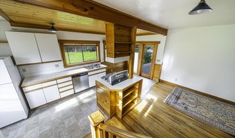 126 Nursery St, Ashland, OR 97520