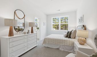 5413 WOODWAY Dr, Alexandria, VA 22310