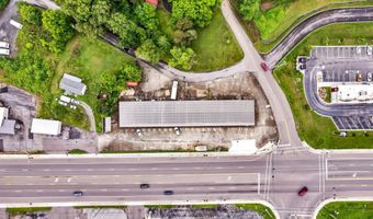702 S White St, Athens, TN 37303