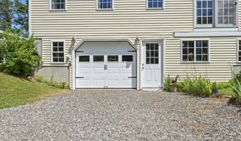 11 Old County Rd, Appleton, ME 04862