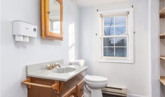 3 Sandra St, Bristol, CT 06010