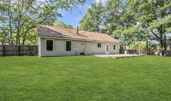 32 1st St, Barnegat, NJ 08005