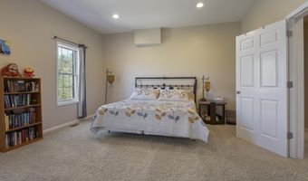 197 St. Andrews Dr, Barboursville, WV 25504