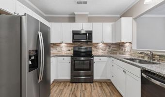 934 Lenox Hill Ct, Atlanta, GA 30324