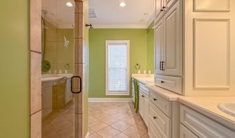 115 Lakeside Ln, Bainbridge, GA 39819