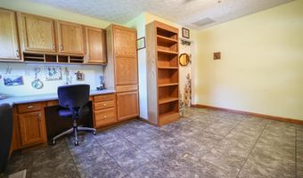 2015 Denson Ave, Bedford, IN 47421