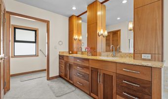 1030 KUKUAU St, Hilo, HI 96720