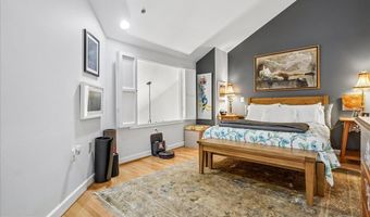 2330 14TH St N 407, Arlington, VA 22201