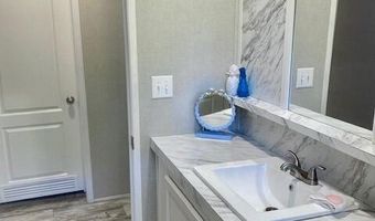 503 Hilltop Ln, Anderson, MO 64831