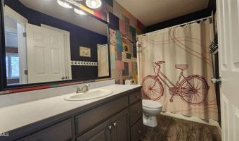 2630 Henry St, Bismarck, ND 58503