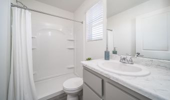 46554 Avery Ln, Bennett, CO 80102