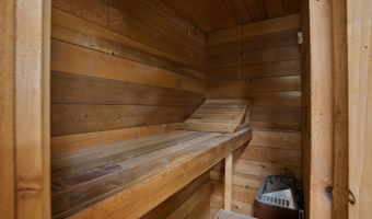 34683 Eklutna Lake Rd, Chugiak, AK 99567