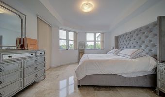 19900 E Country Club Dr 308, Aventura, FL 33180