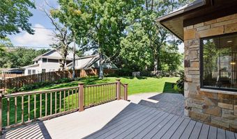 132 Interlachen Rd, Hopkins, MN 55343