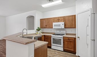 2697 E WATERVIEW Ct, Chandler, AZ 85249