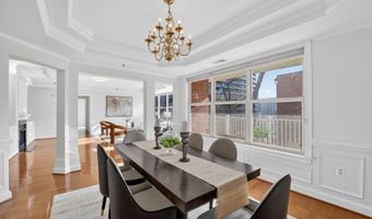 1555 N COLONIAL Ter 601, Arlington, VA 22209