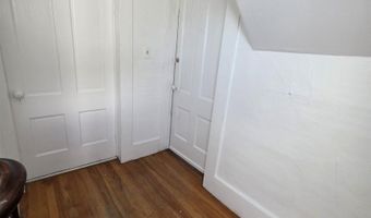 31 Granite St, Barre, VT 05641