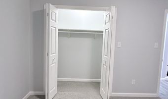 2803 E Lynn St, Anderson, IN 46016