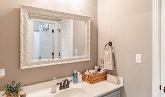 14772 Wildwood Dr, Athens, AL 35613