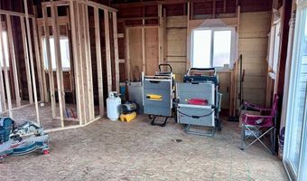 302 3rd St S, Basin, WY 82410
